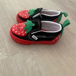 Toddler strawberry vans